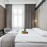Salomea Bozego Ciala Apartamento