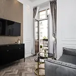 Salomea Bozego Ciala Apartamento