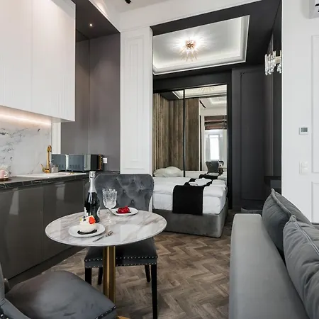 Salomea Bozego Ciala Apartment