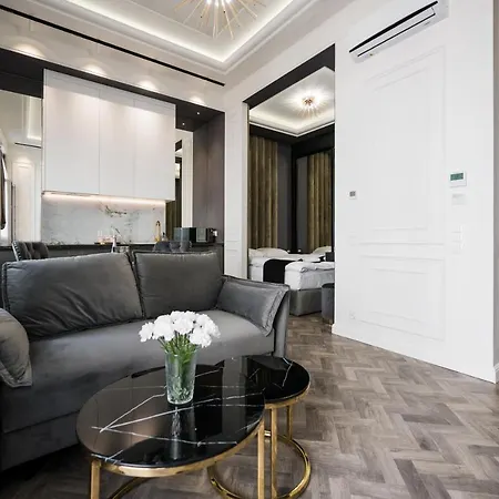 Salomea Bozego Ciala Apartment *